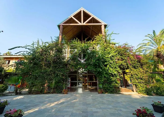 Minerva Club & GolfResort Hotel